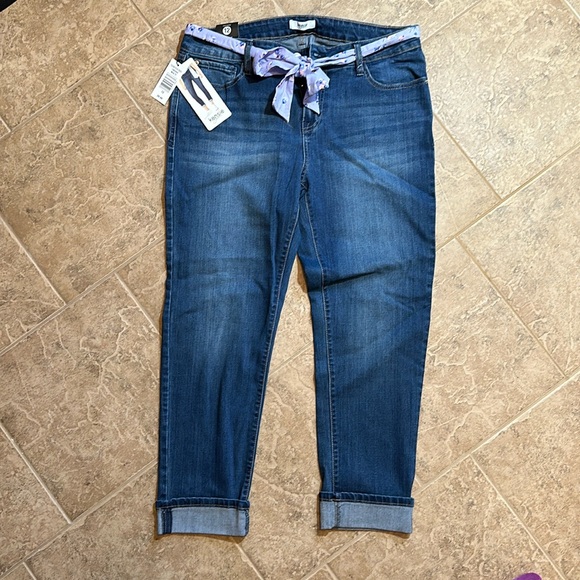 NWT Kensie Jeans Cropped - 12 - Picture 1 of 3
